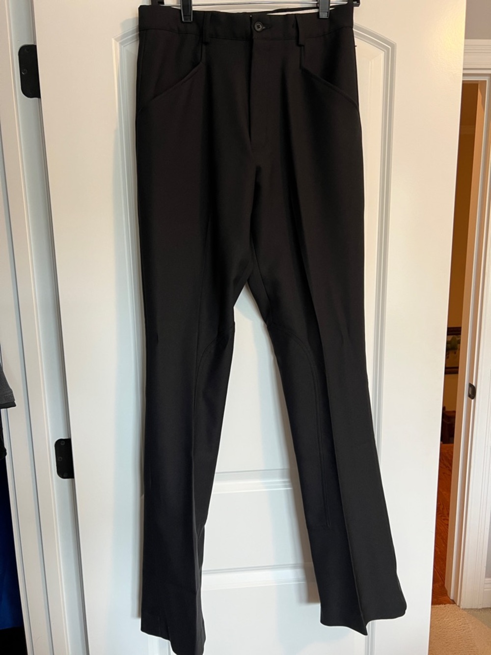 Mens black jodhpurs for riding. Good condition, size 30L